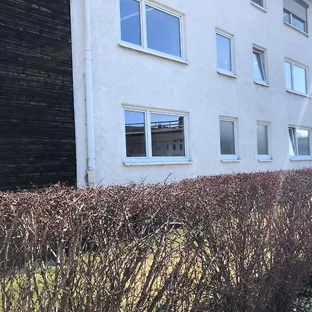 Schoene 1-zimmer Am Bahnhof Mit Parkplatz 公寓