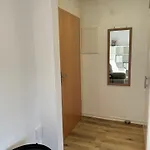 Schoene 1-zimmer Am Bahnhof Mit Parkplatz