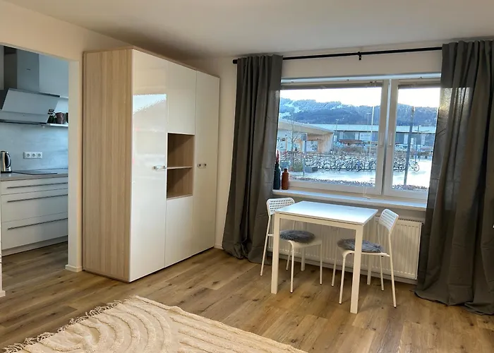 Schoene 1-zimmer Am Bahnhof Mit Parkplatz Appartement Sonthofen